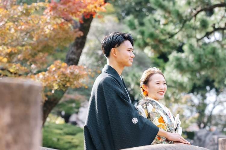 自然豊かな園内を見つめて