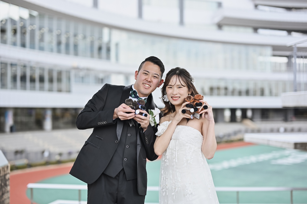 念願の競馬場で一生に一度の記念撮影！！