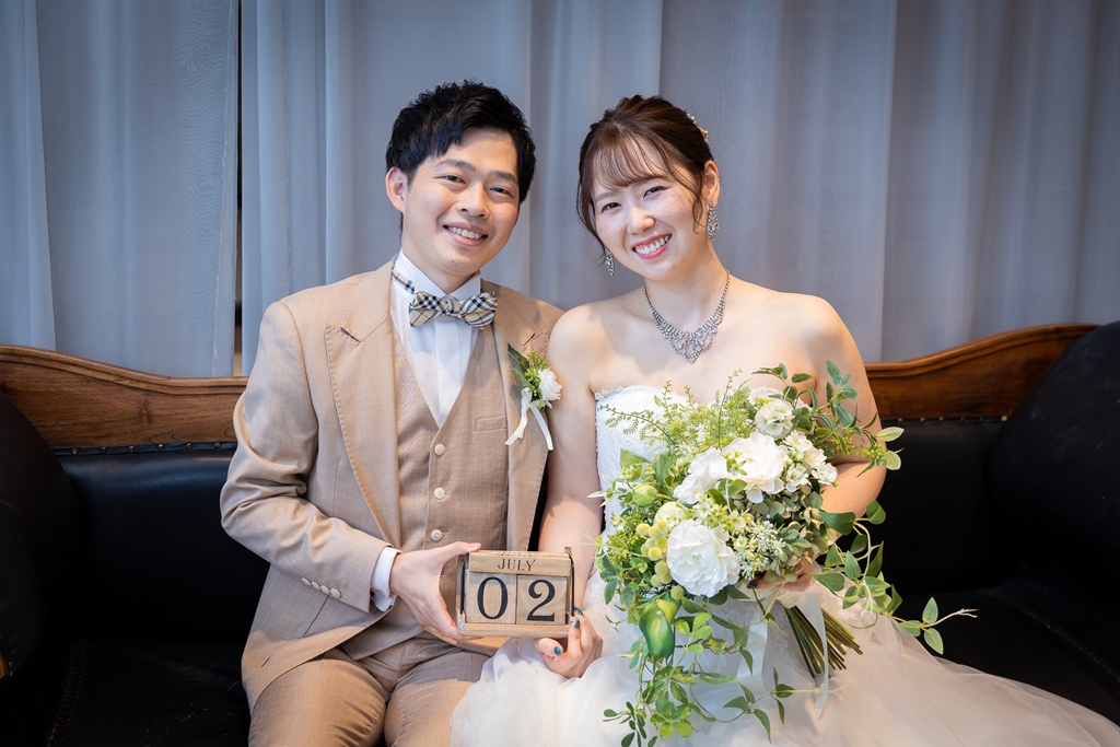 雑誌みたいな世界観をそのままに。アトリエスタジオで撮るおしゃれウェディング