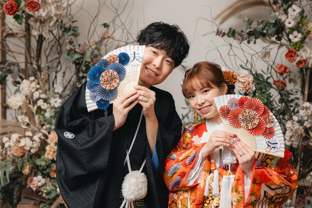 アンティークなスタジオで叶える色打掛フォト♡