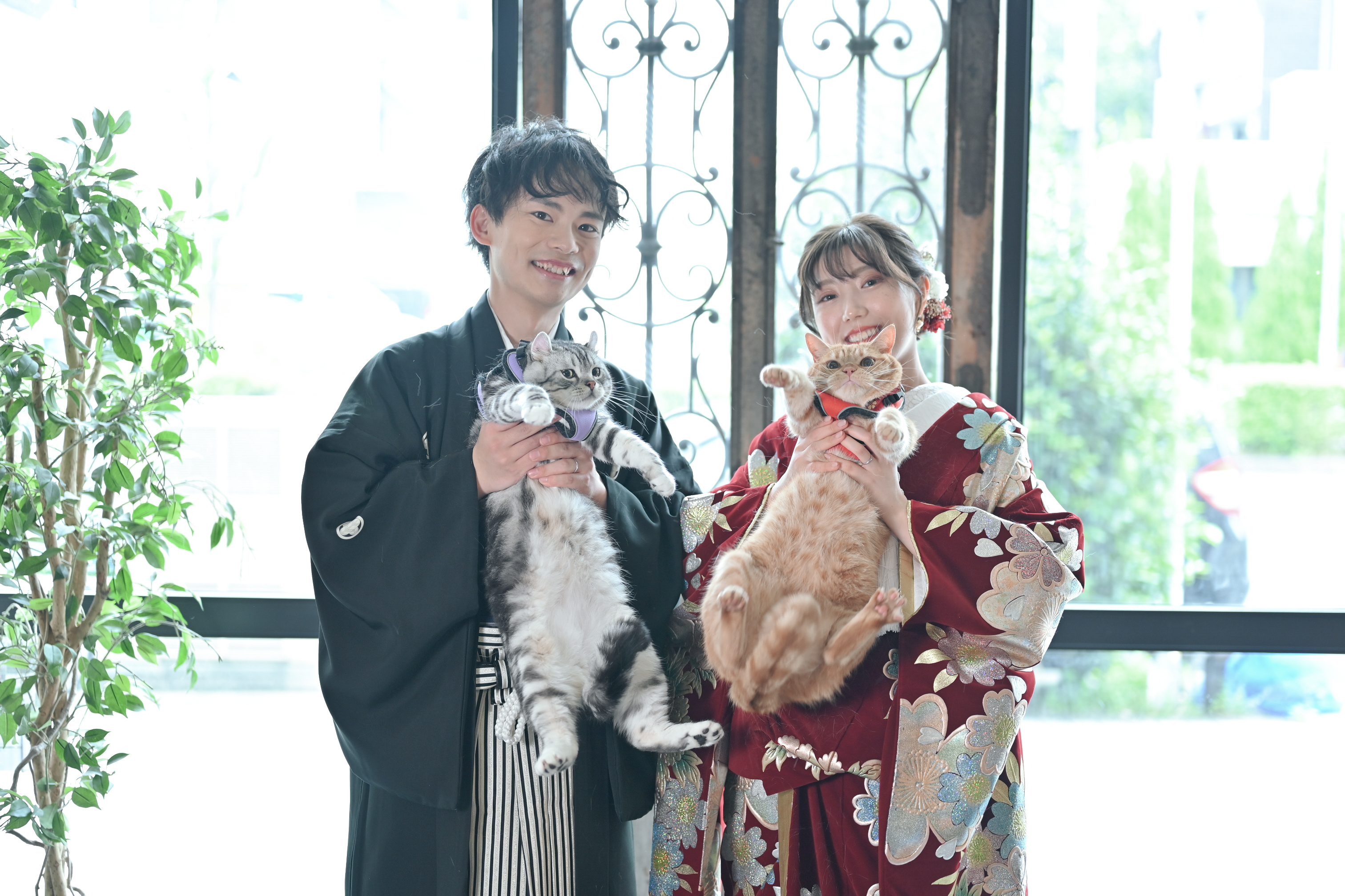 WEDDING AVE.名古屋のスタジオでペットと一緒に撮影した前撮り写真