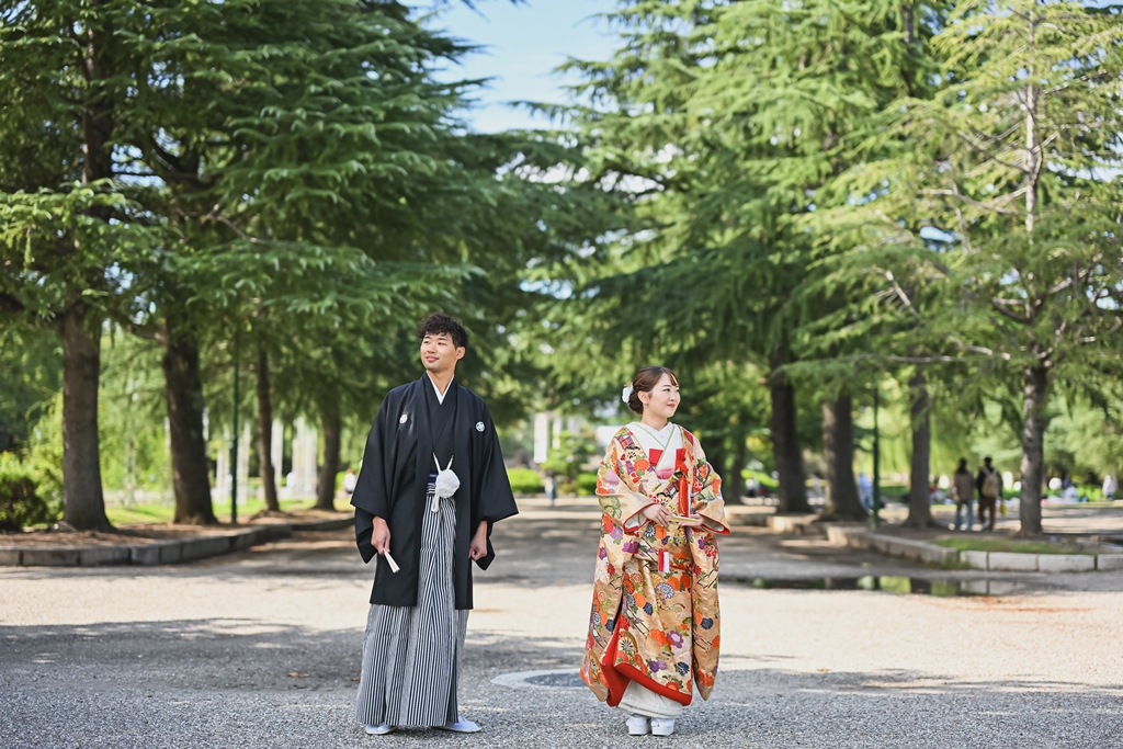 鶴舞公園の並木道でのメインカット写真