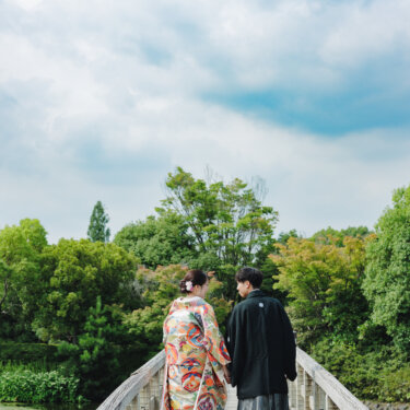 白鳥庭園で叶える和装前撮り♡色鮮やかな色打掛と自然に囲まれた特別な一日