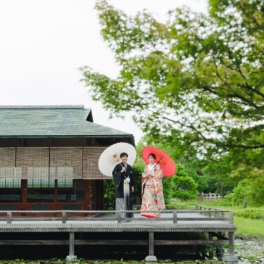 白鳥庭園で叶える和装前撮り♡色鮮やかな色打掛と自然に囲まれた特別な一日