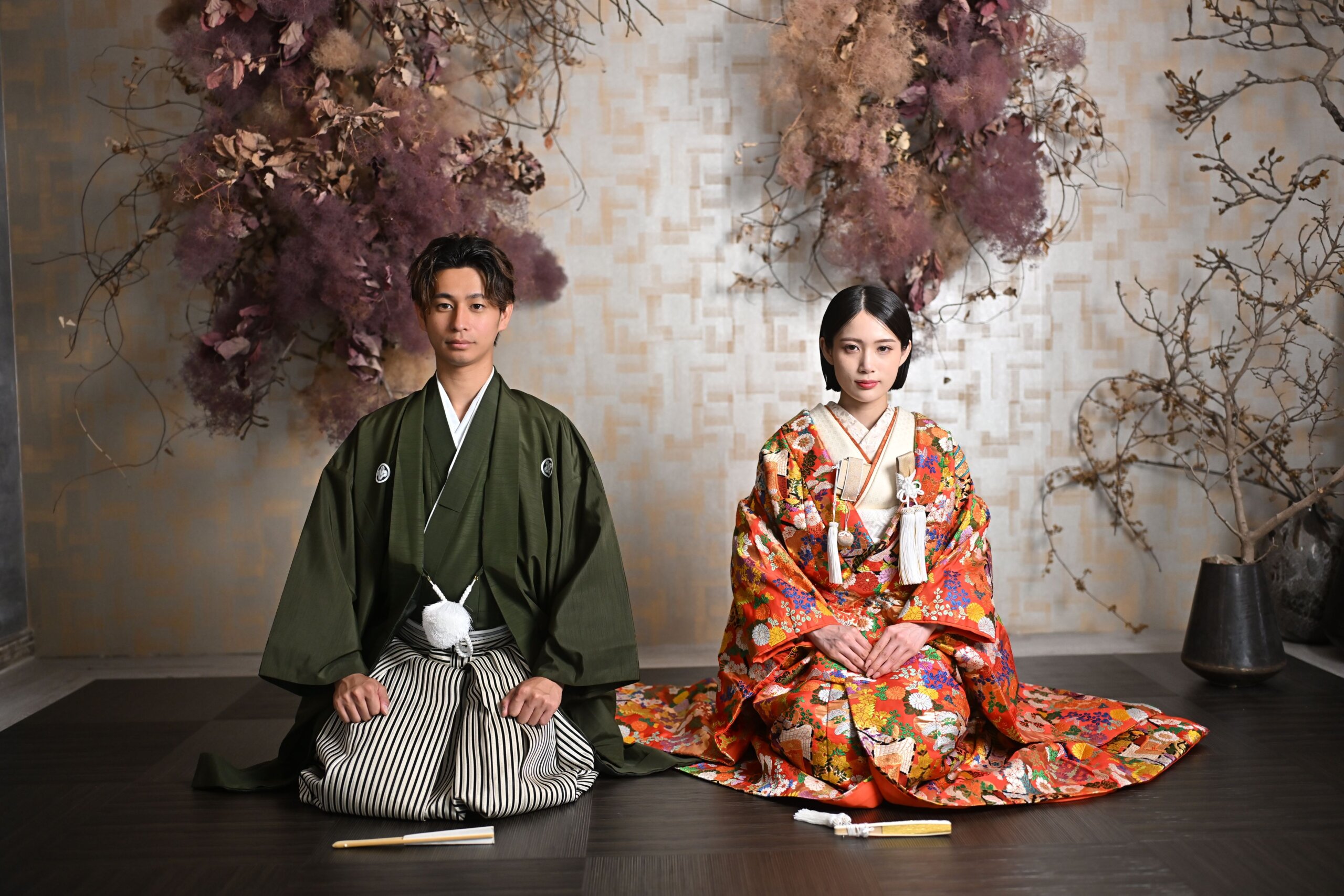 和装で凛とした佇まいの花嫁
